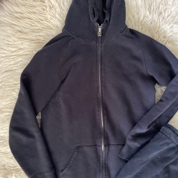 2 piece tna set (zip up hoodie & sweatpants) - Picture 7 of 8